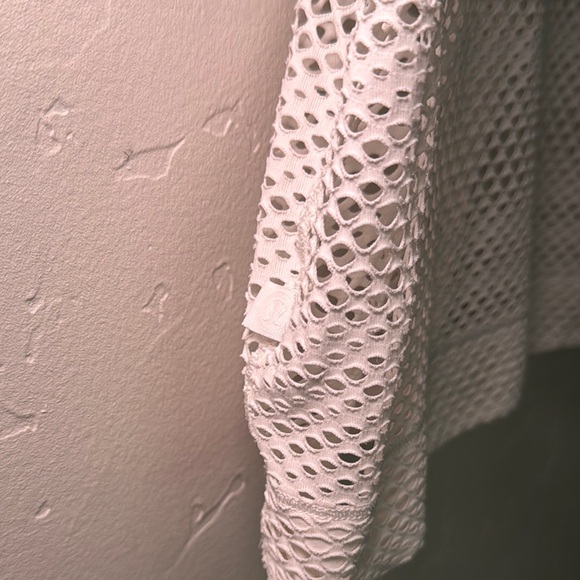 lululemon athletica White Mesh Short Sleeve Top - Picture 3 of 3